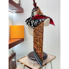 Louis Vuitton Scarf